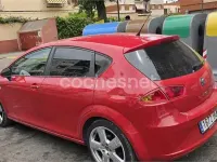 Usado Seat Leon Copa 90 CV (66 kW) 2011 Rojo Utilitario