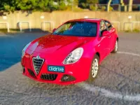 Usado Alfa Romeo Giulietta Distinctive 105 CV (77 kW) 2013 Rojo Utilitario