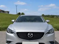 Usado Mazda 6 Luxury 175 CV (128 kW) 2016 Gris / plata Berlina