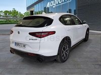 Usado Alfa Romeo Stelvio Sprint 190 CV (139 kW) 2021 Blanco SUV