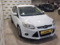 Usado Ford Focus Trend 115 CV (84 kW) 2014 Blanco Berlina
