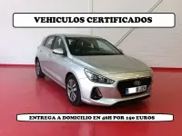 Usado Hyundai i30 110 CV (80 kW) 2017 Gris Berlina
