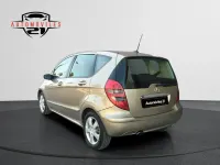 Usado Mercedes A180 Avantgarde 109 CV (80 kW) 2007 Beige Monovolumen