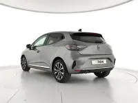 Usado Renault Clio V Techno 100 CV (73 kW) 2025 Gris Berlina