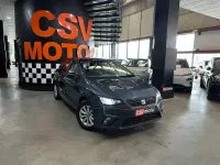 Usado Seat Ibiza Style 95 CV (69 kW) 2022 Gris Utilitario