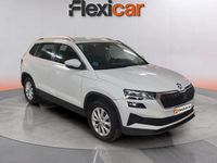 Usado Skoda Karoq Ambition 150 CV (110 kW) 2022 Blanco SUV