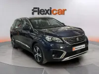 Usado Peugeot 5008 Active 131 CV (96 kW) 2019 Azul SUV