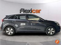 Usado Kia Niro 141 HP (103 kW) 2019 Azul SUV