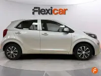 Usado Kia Picanto 67 CV (49 kW) 2021 Gris Utilitario