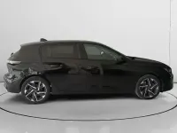Usado Peugeot 308 Allure 130 CV (95 kW) 2024 Negro Berlina