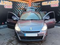 Usado Renault Clio GrandTour Authentique 90 CV (66 kW) 2011 Gris Familiar