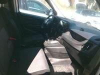 Usado Fiat Doblò 95 CV (69 kW) 2022 Blanco Monovolumen