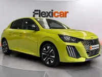 Usado Peugeot 208 Allure 101 CV (74 kW) 2025 Amarillo Utilitario