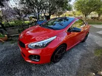 Usado Kia ProCeed GT-Line 136 CV (100 kW) 2016 Rojo Utilitario
