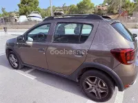 Usado Dacia Sandero Stepway 90 CV (66 kW) 2018 Marrón Berlina