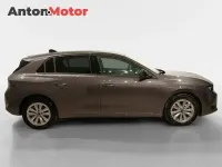 Usado Opel Astra Edition 110 CV (80 kW) 2024 Gris Utilitario