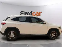 Usado Mercedes GLA200 150 CV (110 kW) 2021 Blanco SUV
