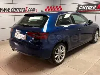 Usado Audi A3 Attraction 110 CV (80 kW) 2015 Azul Berlina