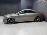 Usado Mercedes CLA220 Urban 170 CV (125 kW) 2013 Gris / plata Berlina