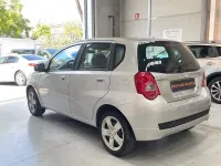 Usado Chevrolet Aveo LS 86 CV (63 kW) 2012 Gris / plata Berlina