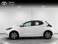 Usado Toyota Yaris Hybrid Active 116 CV (85 kW) 2025 Blanco Berlina