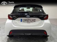 Usado Toyota Yaris Hybrid Business Edition 116 CV (85 kW) 2022 Blanco Berlina