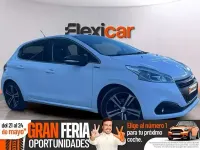 Usado Peugeot 208 GT-line 110 CV (80 kW) 2018 Blanco Utilitario