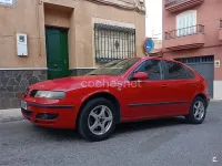 Usado Seat Leon Stella 110 CV (80 kW) 2005 Rojo Utilitario
