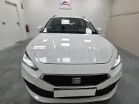 Usado Seat Leon Style 150 CV (110 kW) 2022 Blanco Berlina