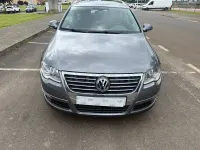 Usado VW Passat Advance 140 CV (102 kW) 2006 Gris / plata Familiar