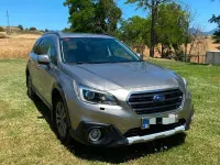 Usado Subaru Outback 150 CV (110 kW) 2017 Beige Familiar
