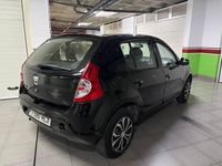 Usado Dacia Sandero Base 75 CV (55 kW) 2012 Negro