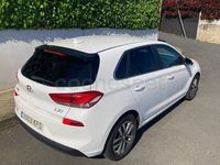 Usado Hyundai i30 110 CV (80 kW) 2017 Blanco Berlina