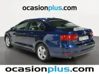 Usado VW Jetta Advance 105 CV (77 kW) 2012 Azul Berlina