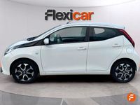 Usado Toyota Aygo x-style 72 CV (52 kW) 2020 Blanco Utilitario