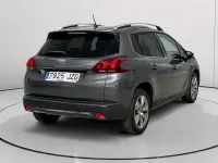 Usado Peugeot 2008 Style 99 CV (72 kW) 2017 Gris SUV