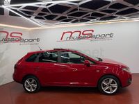 Usado Seat Ibiza ST Sport 105 CV (77 kW) 2010 Rojo Familiar