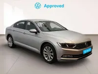 Usado VW Passat Advance 150 CV (110 kW) 2018 Gris Berlina