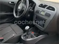 Usado Seat Leon Sport 140 CV (102 kW) 2007 Negro Utilitario