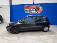Usado Renault Clio II 65 CV (47 kW) 1998 Verde Berlina