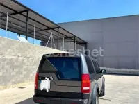 Usado Land Rover Discovery SE 190 CV (139 kW) 2004 Gris / plata SUV