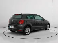Usado VW Polo Sportline 110 CV (80 kW) 2015 Gris / plata Berlina