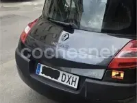 Usado Renault Mégane Dynamique 130 CV (95 kW) 2006 Negro Berlina