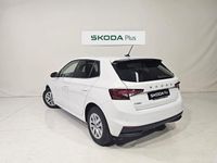 Usado Skoda Fabia Selection 115 CV (84 kW) 2025 Blanco Utilitario