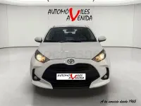 Usado Toyota Yaris 125 CV (91 kW) 2023 Blanco Utilitario