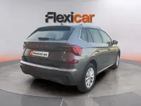Usado Skoda Kamiq Selection 116 CV (85 kW) 2024 Gris SUV