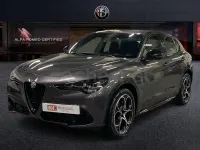 Usado Alfa Romeo Stelvio Veloce 211 CV (155 kW) 2023 Gris / plata SUV