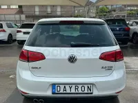 Usado VW Golf VII Sportline 150 CV (110 kW) 2014 Blanco Berlina