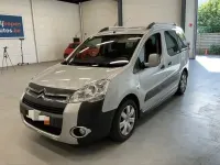 Usado Citroën Berlingo XTR 90 CV (66 kW) 2011 Gris / plata Monovolumen