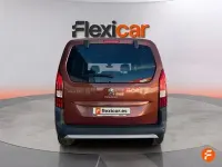 Usado Peugeot Rifter Allure 100 CV (73 kW) 2019 Naranja Monovolumen